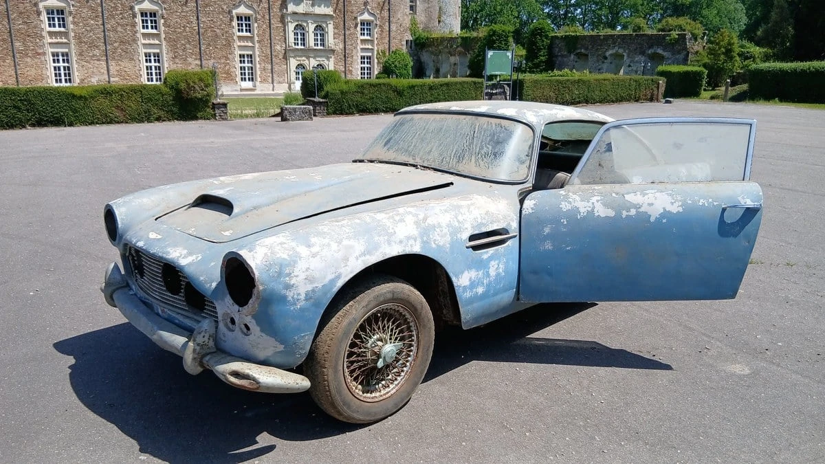 1960 Aston Martin DB4 - Image 20 of 30