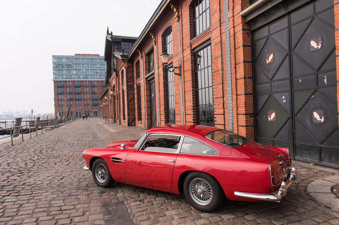 1960 Aston Martin DB4 - Image 2 of 31