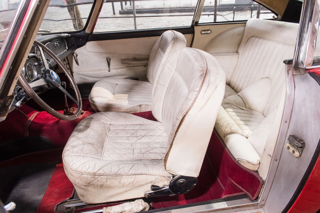 1960 Aston Martin DB4 - Image 18 of 31