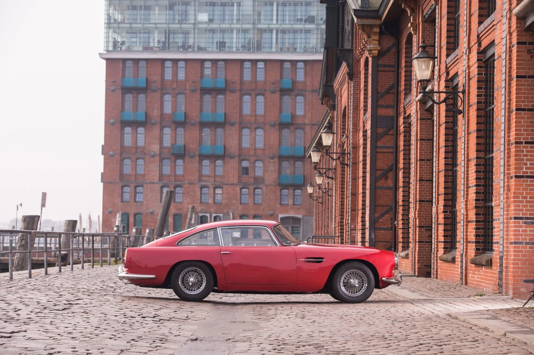 1960 Aston Martin DB4 - Image 9 of 31