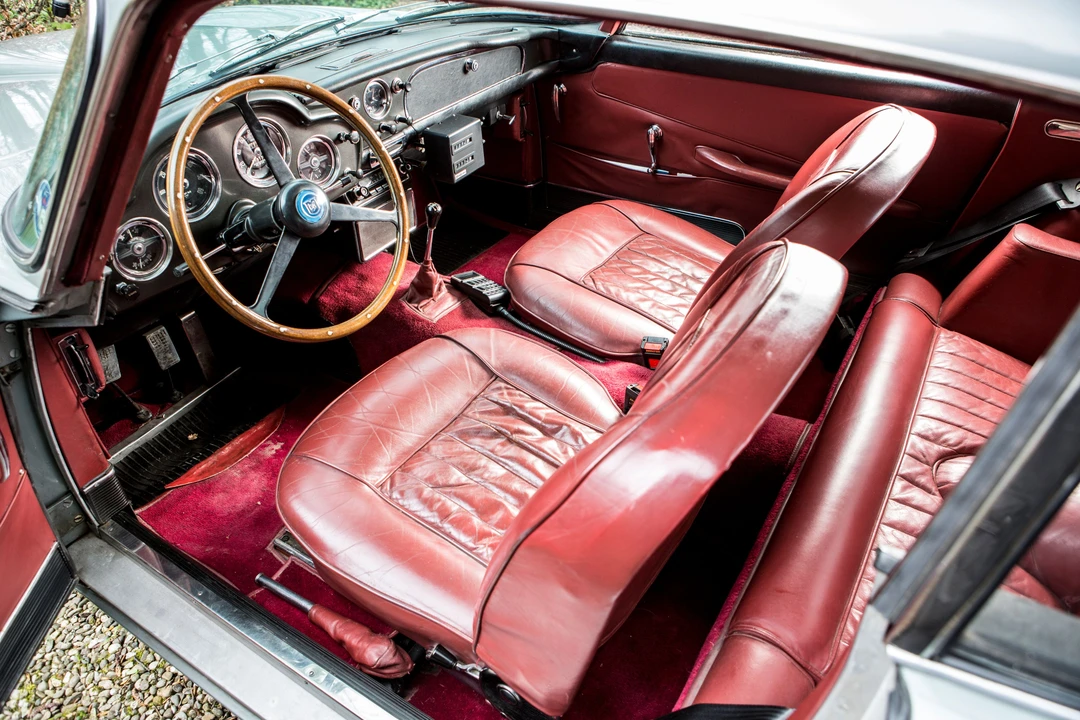1960 Aston Martin DB4 - Image 30 of 31