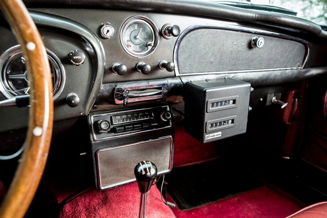 1960 Aston Martin DB4 - Image 25 of 31