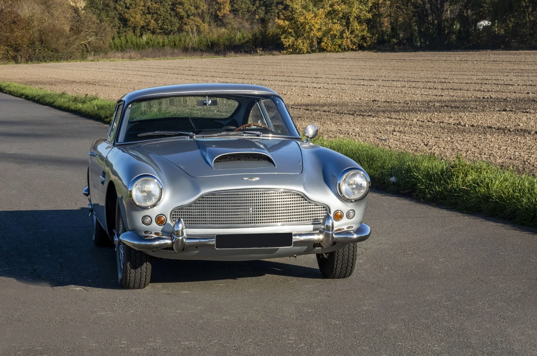 1960 Aston Martin DB4 - Image 6 of 31