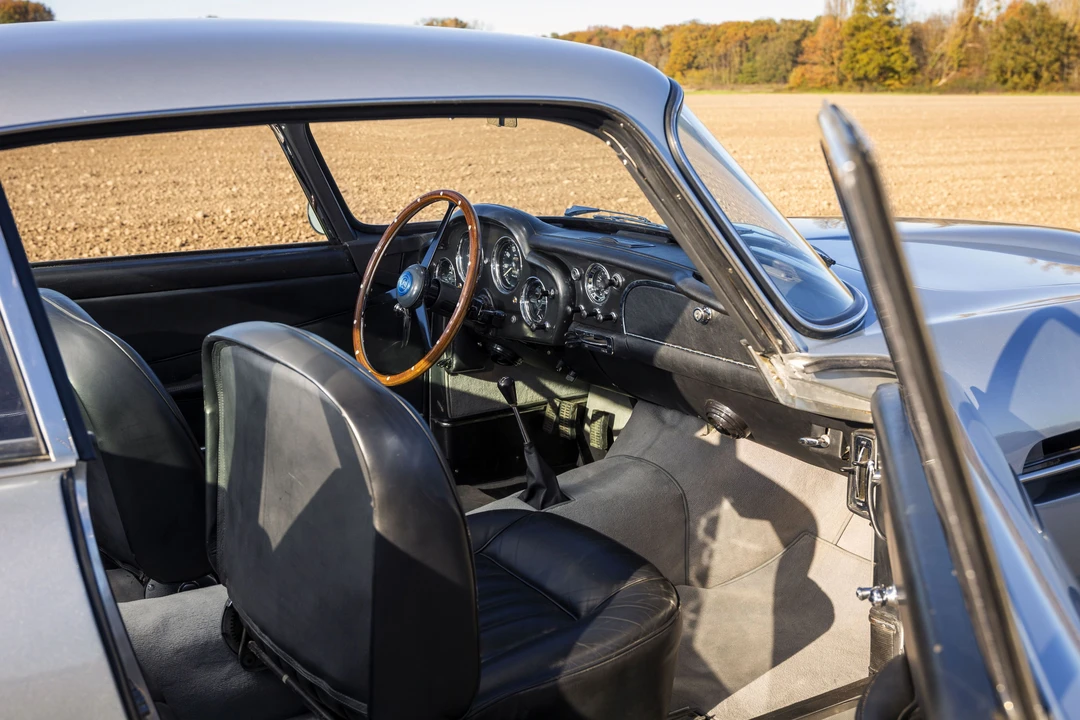 1960 Aston Martin DB4 - Image 17 of 31