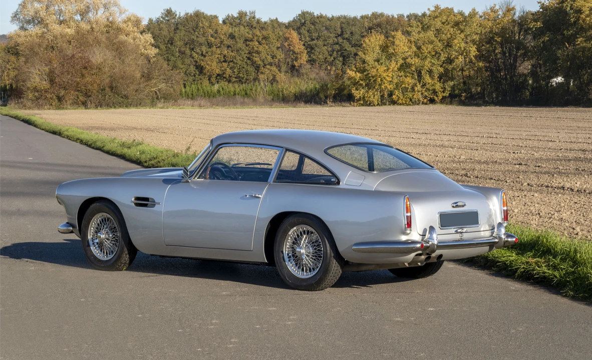 1960 Aston Martin DB4 - Image 10 of 31