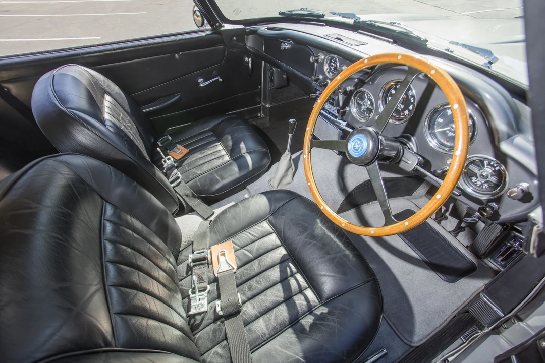 1960 Aston Martin DB4 - Image 10 of 31