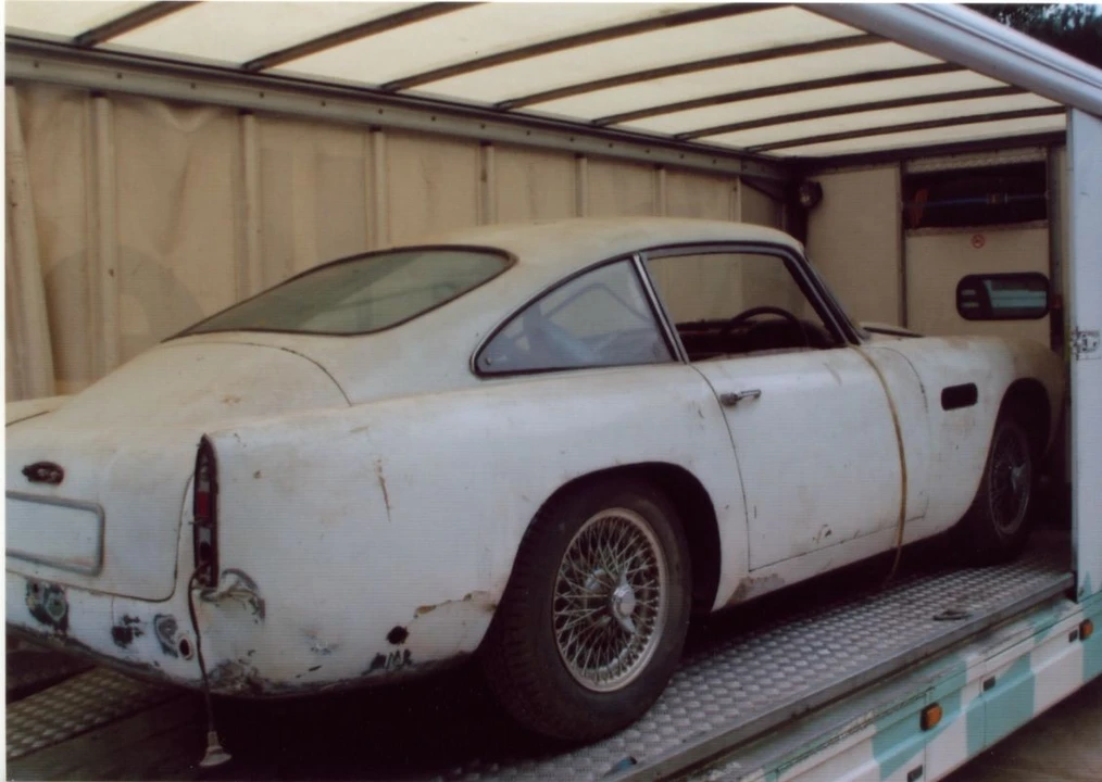 1960 Aston Martin DB4 - Image 5 of 6