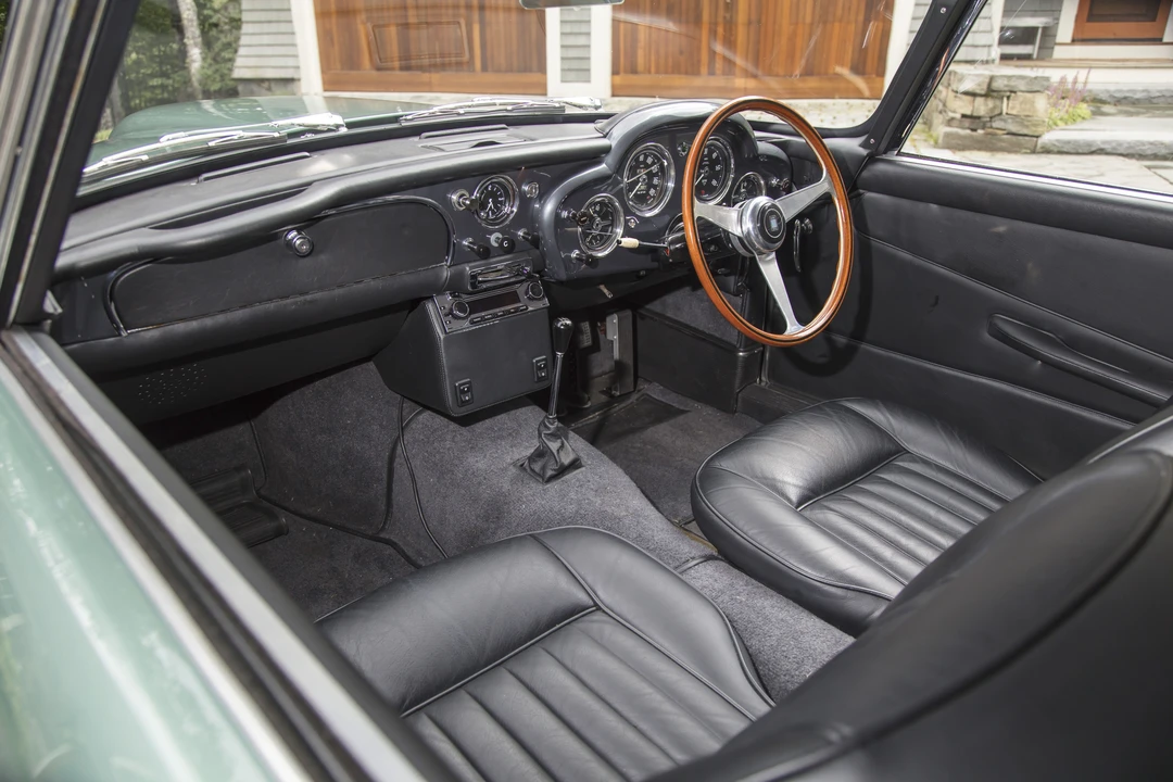 1960 Aston Martin DB4 - Image 25 of 31
