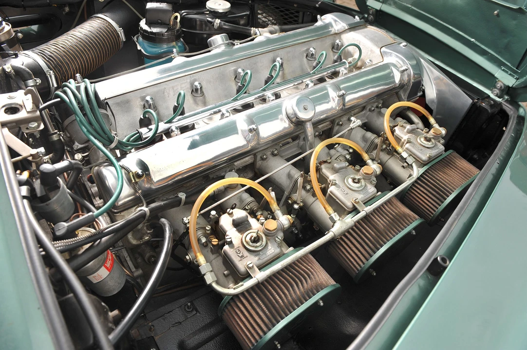 1960 Aston Martin DB4 - Image 7 of 10