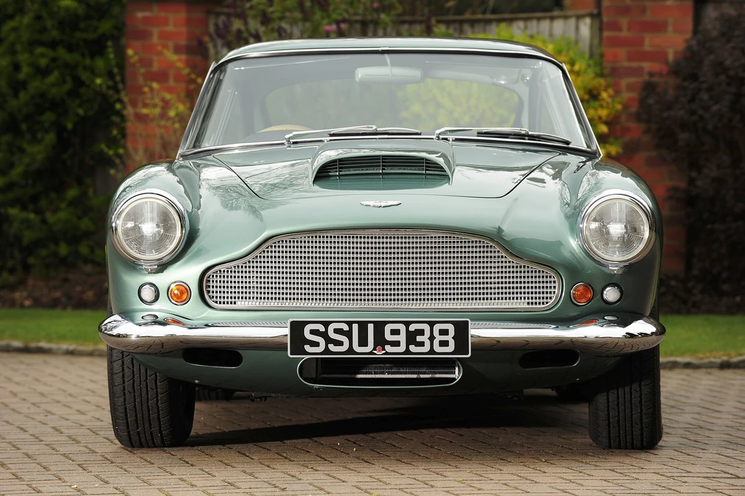 1960 Aston Martin DB4 - Image 4 of 10
