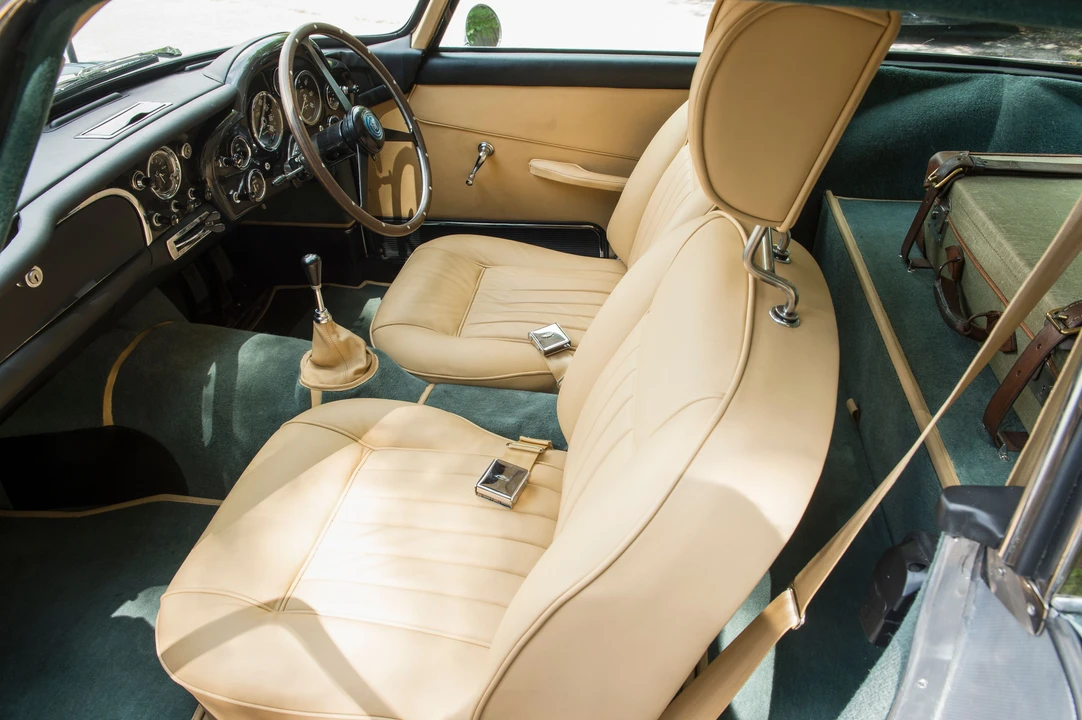 1960 Aston Martin DB4 - Image 14 of 31