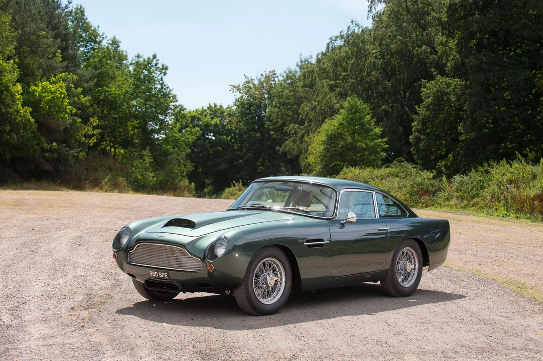 1960 Aston Martin DB4 - Image 30 of 31