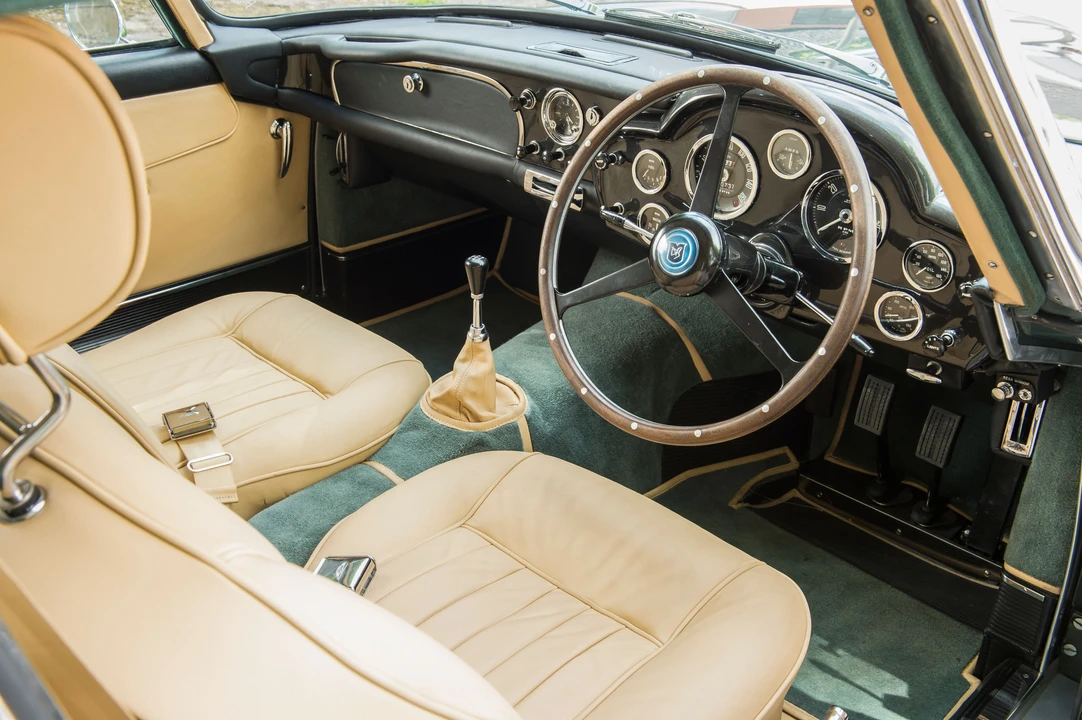 1960 Aston Martin DB4 - Image 8 of 31