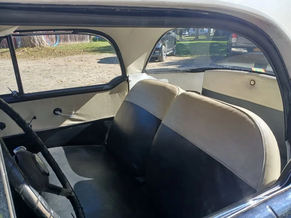 1960 Nash Metropolitan - Image 5 of 6