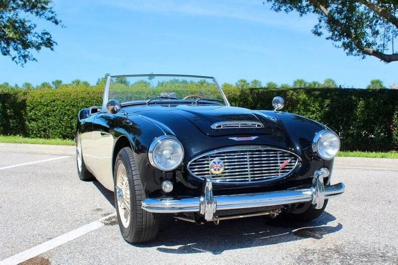 1960 Austin-Healey 3000 Mark I - Image 5 of 12