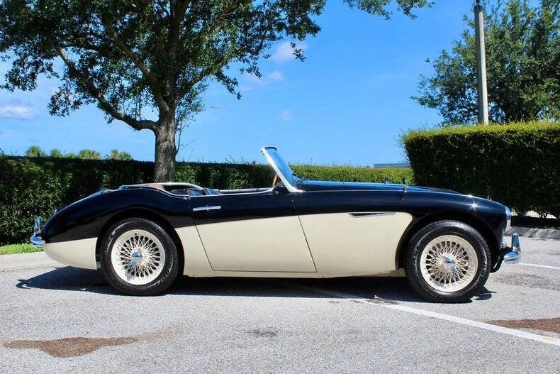 1960 Austin-Healey 3000 Mark I - Image 2 of 12