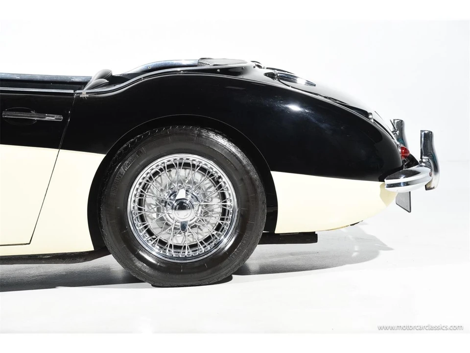1960 Austin-Healey 3000 Mark I - Image 16 of 31