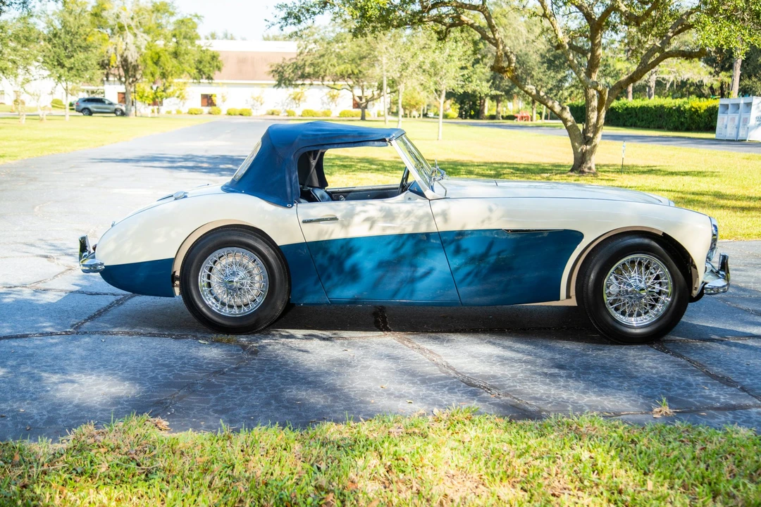 1960 Austin-Healey 3000 Mark I - Image 17 of 31