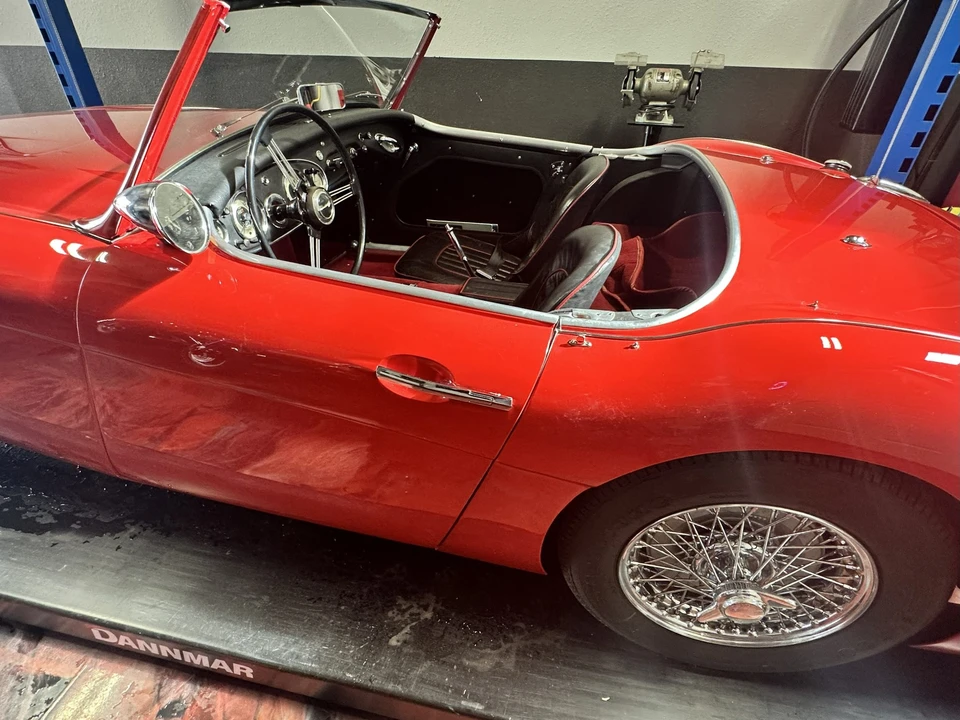 1960 Austin-Healey 3000 Mark I - Image 19 of 31