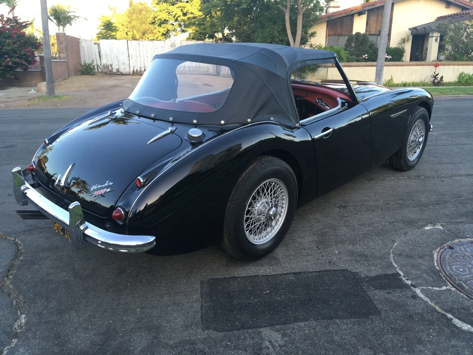 1960 Austin-Healey 3000 Mark I - Image 17 of 31
