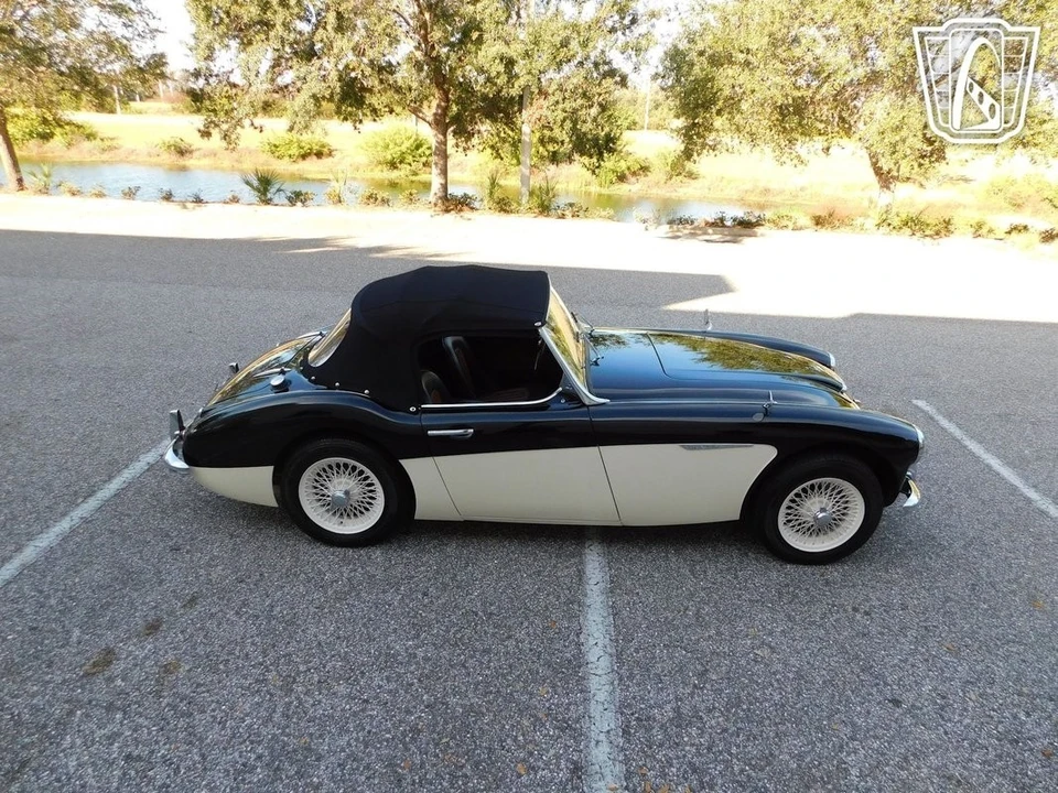 1960 Austin-Healey 3000 Mark I - Image 14 of 21