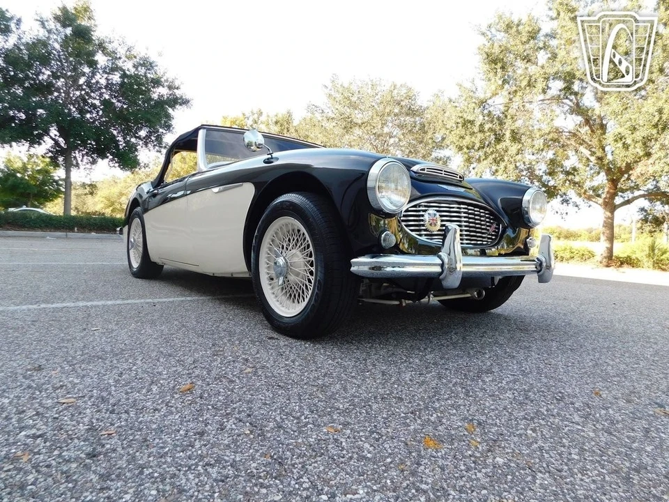 1960 Austin-Healey 3000 Mark I - Image 12 of 21