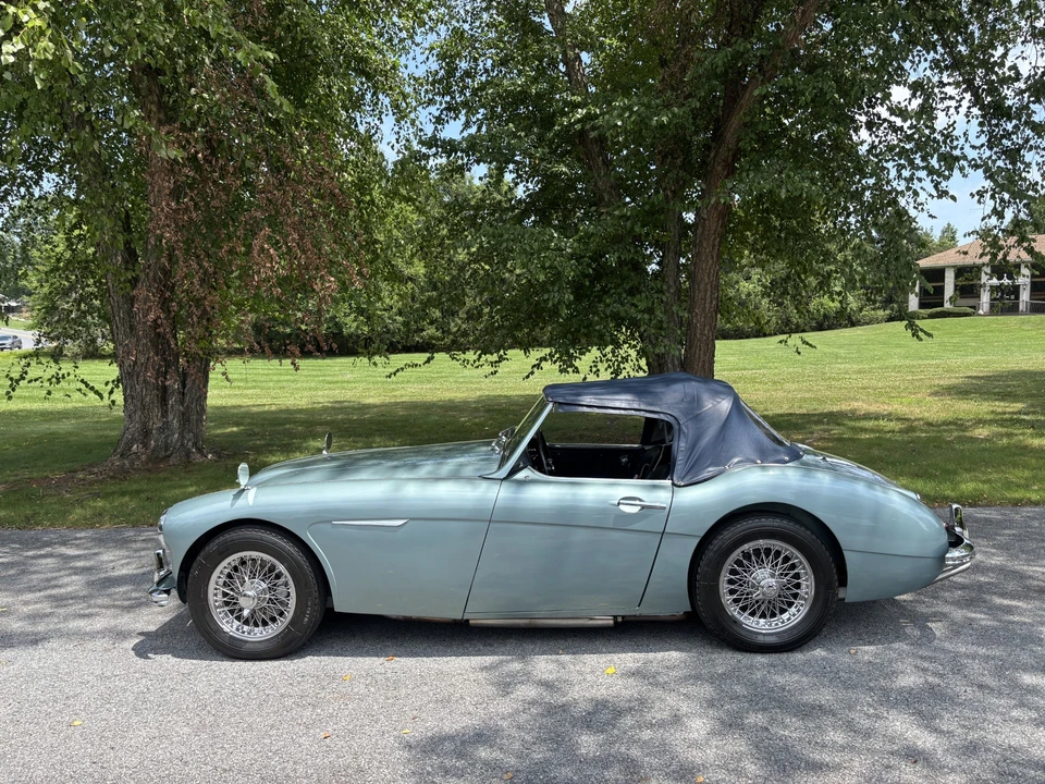 1960 Austin-Healey 3000 Mark I - Image 13 of 31