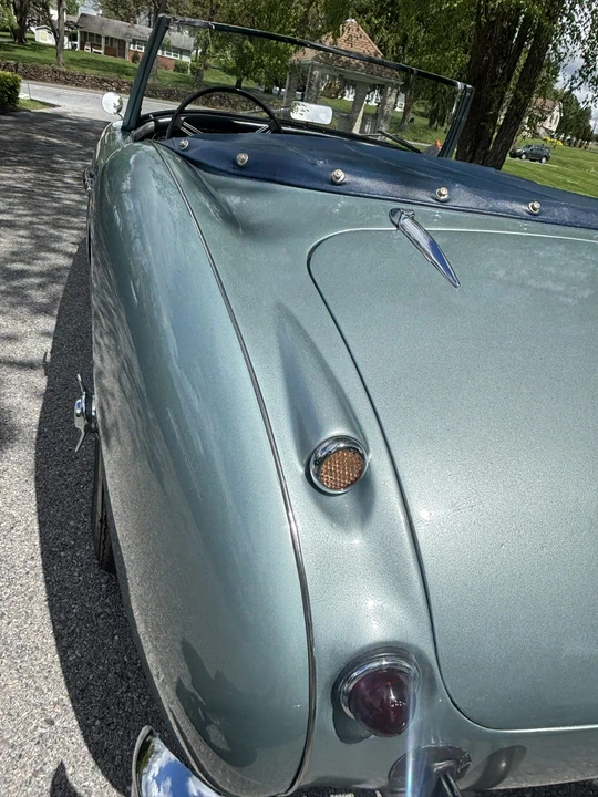1960 Austin-Healey 3000 Mark I - Image 28 of 31