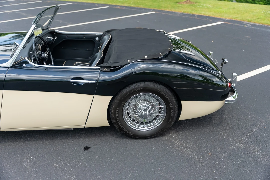 1960 Austin-Healey 3000 Mark I - Image 25 of 31