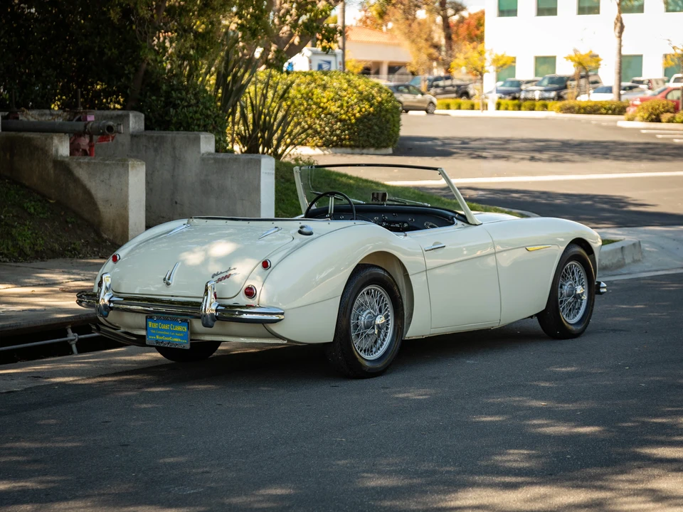 1960 Austin-Healey 3000 Mark I - Image 5 of 31