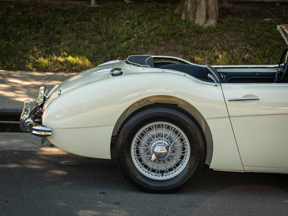 1960 Austin-Healey 3000 Mark I - Image 24 of 31