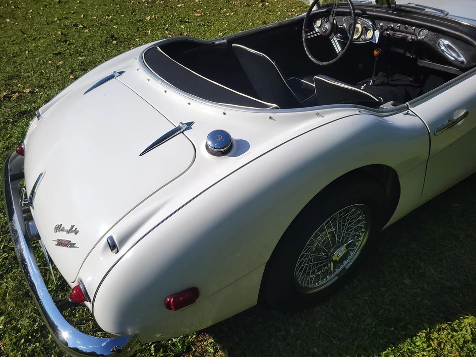 1960 Austin-Healey 3000 Mark I - Image 30 of 31