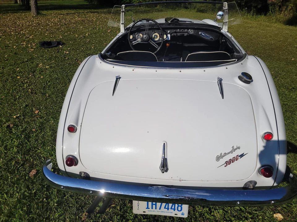 1960 Austin-Healey 3000 Mark I - Image 24 of 31