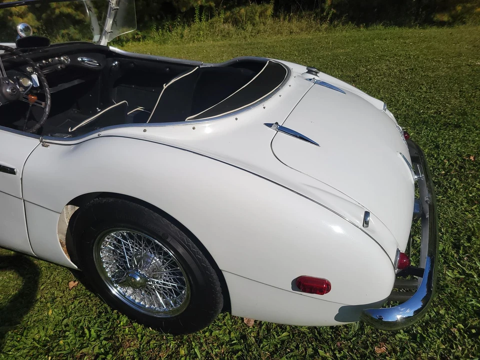 1960 Austin-Healey 3000 Mark I - Image 22 of 31