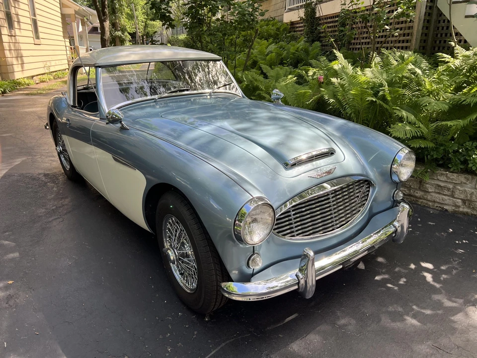 1960 Austin-Healey 3000 Mark I - Image 4 of 31