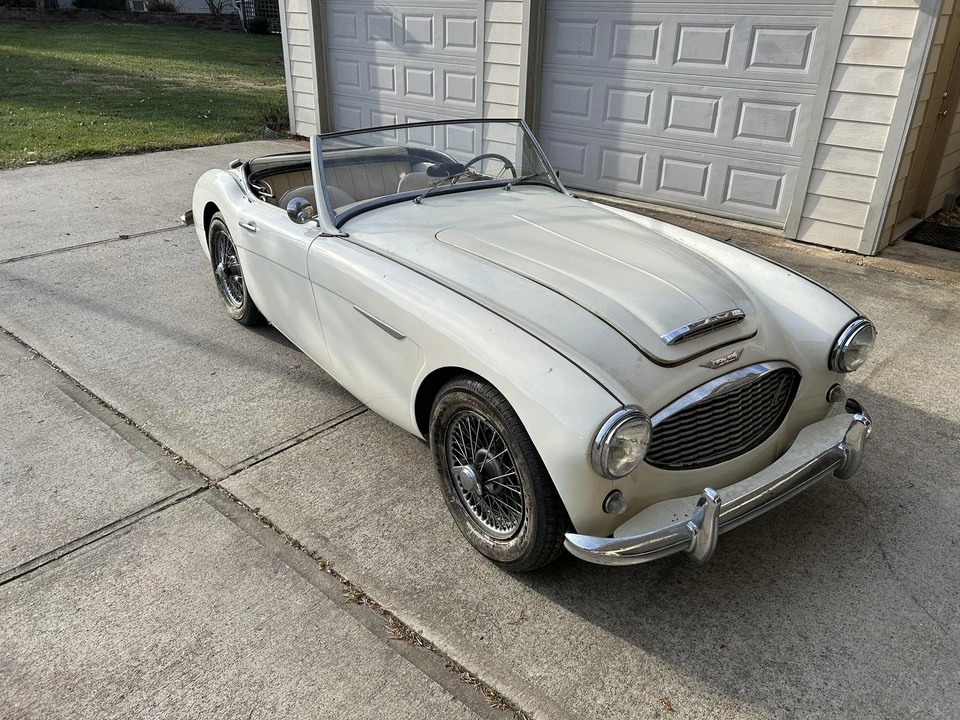 1960 Austin-Healey 3000 Mark I - Image 2 of 31