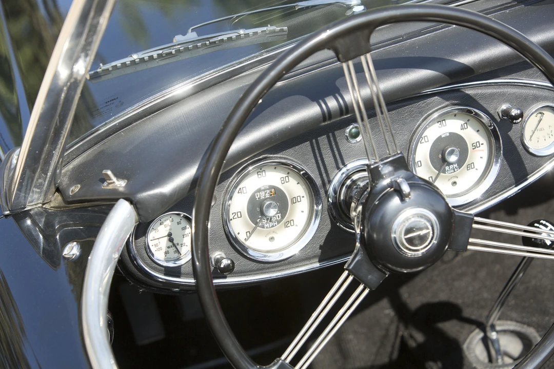 1960 Austin-Healey 3000 Mark I - Image 15 of 31