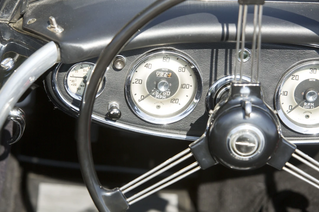 1960 Austin-Healey 3000 Mark I - Image 13 of 31