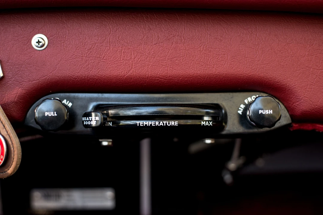 1960 Austin-Healey 3000 Mark I - Image 26 of 31