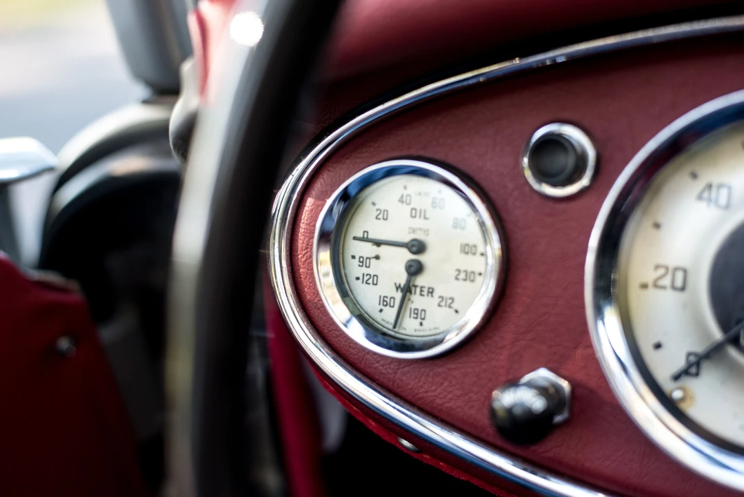 1960 Austin-Healey 3000 Mark I - Image 29 of 31