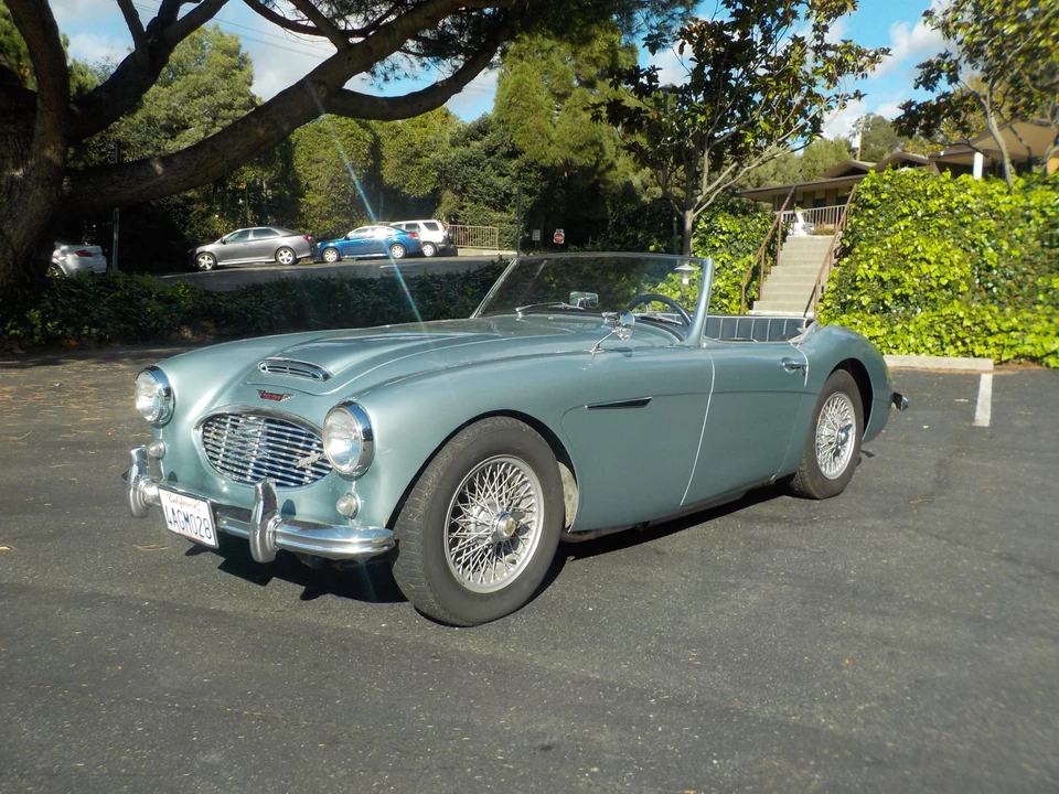 1960 Austin-Healey 3000 Mark I - Image 4 of 31