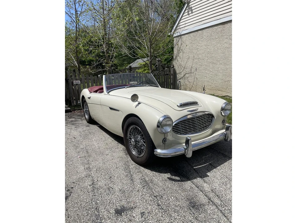 1960 Austin-Healey 3000 Mark I - Image 2 of 13