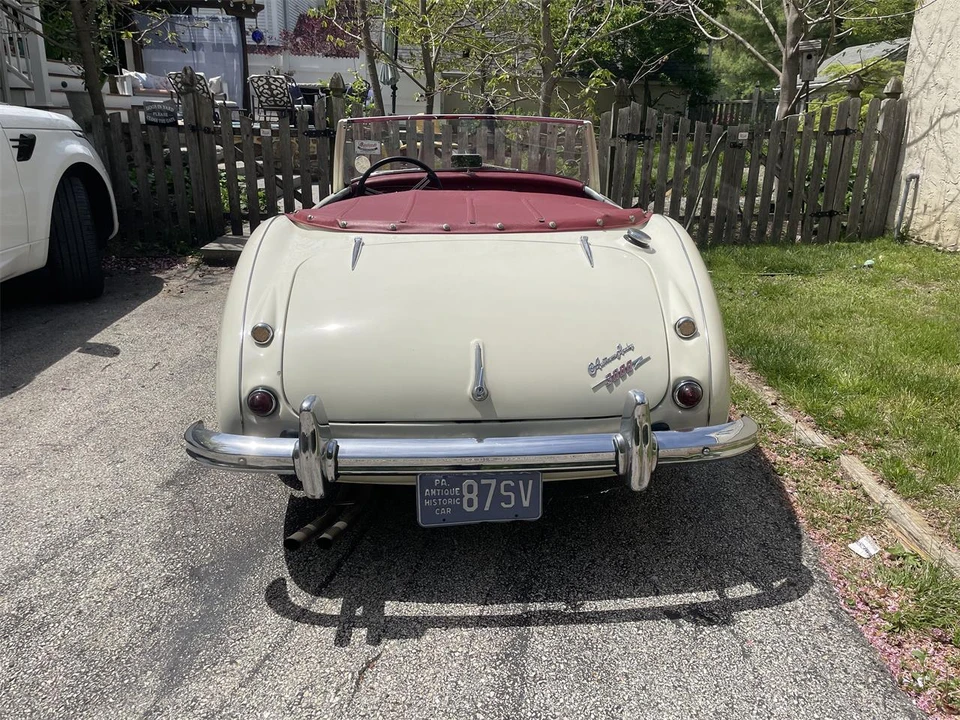 1960 Austin-Healey 3000 Mark I - Image 6 of 13