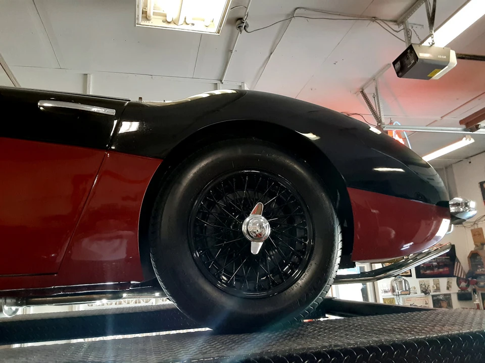 1960 Austin-Healey 3000 Mark I - Image 26 of 31