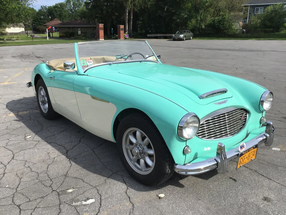 1960 Austin-Healey 3000 Mark I - Image 2 of 31