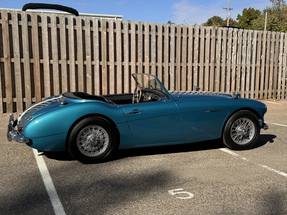 1960 Austin-Healey 3000 Mark I - Image 18 of 31