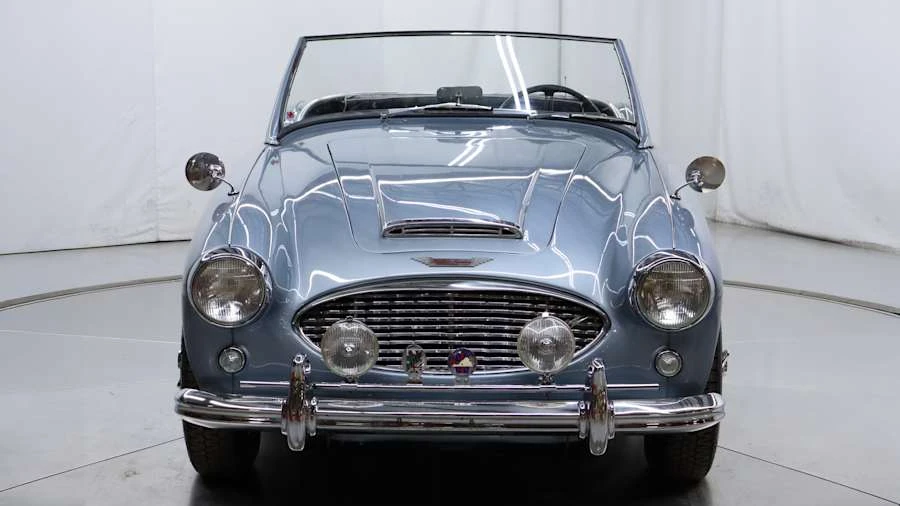 1960 Austin-Healey 3000 Mark I - Image 4 of 31