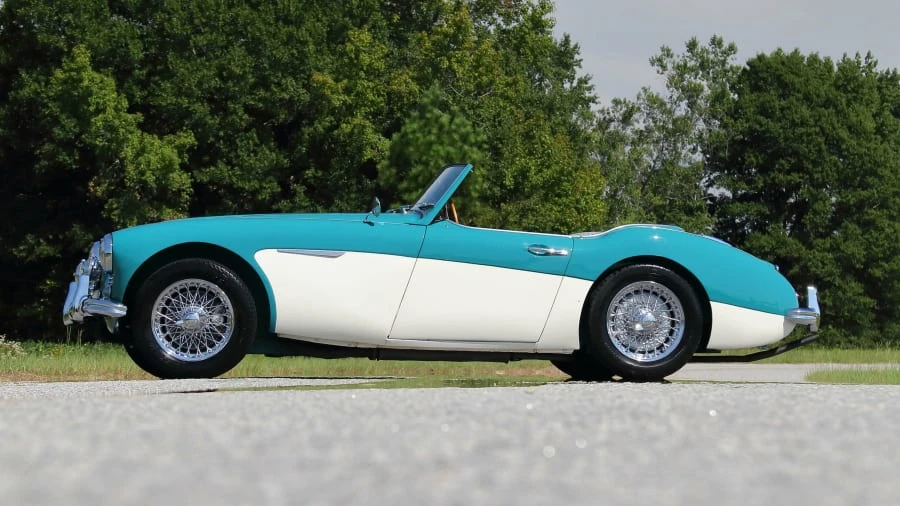 1960 Austin-Healey 3000 Mark I - Image 2 of 22