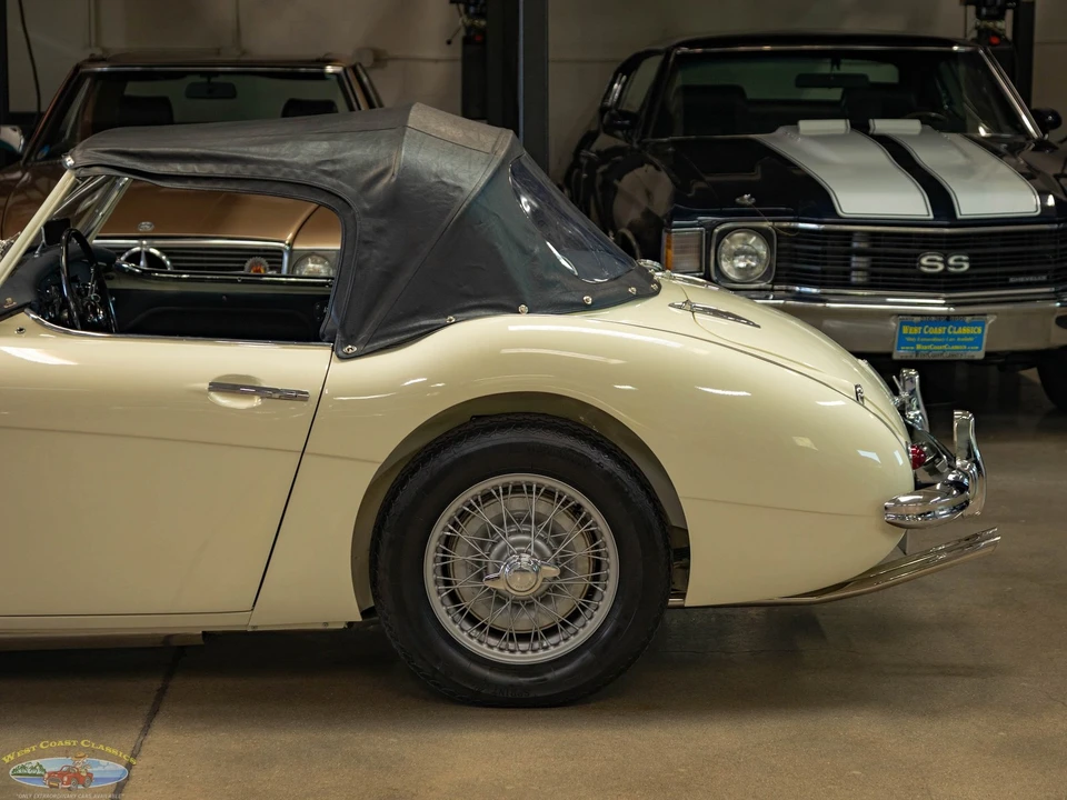 1960 Austin-Healey 3000 Mark I - Image 8 of 21