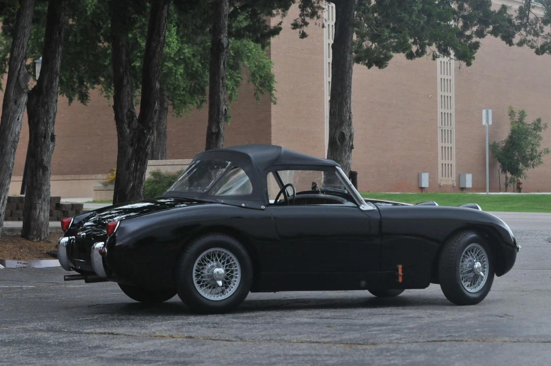1960 Austin-Healey Sprite Mark I - Image 10 of 31